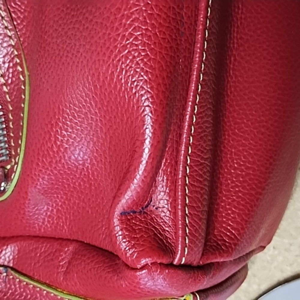 Hype Red Leather Shoulder Bag - Picture 10 of 13